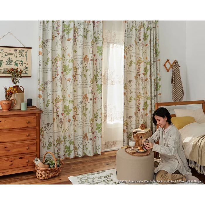 【EC限定】【1.5倍ヒダオーダー】DISNEYディズニーホームシリーズ 遮光3級 M1211 POOH/From friends/プー/フロムフレンズ（アイボリー）