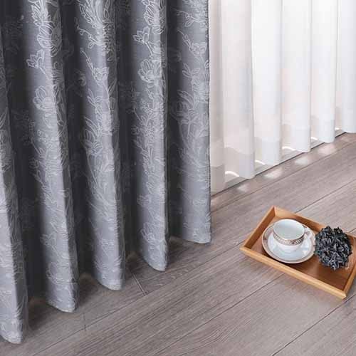 【オーダー】遮光3級裏地付 エレガンス クラシカルなボタニカル柄をジャガード織で表現した形状記憶付 CJ34491(シルバー)