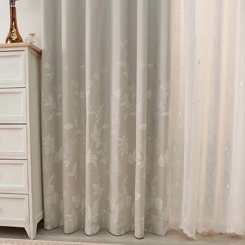 【オーダー】遮光3級裏地付 ナチュラルリーフモチーフを裾エバ柄にした形状記憶付 CJ34493(ベージュ)