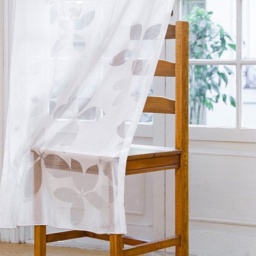 アンティーク マドラスレース アールヌーヴォーの花紋 細長いカーテンパネルクロス アンティーク マドラスレース アールヌーヴォーの花紋 細長いカーテン