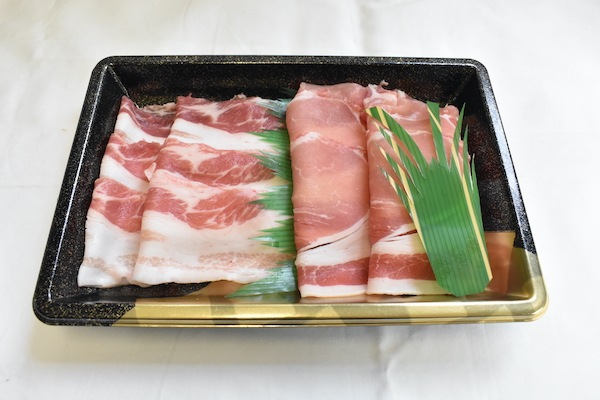 【肉のカジ】美明豚 しゃぶしゃぶ用　３００ｇ（ロース１５０ｇばら１５０ｇ）