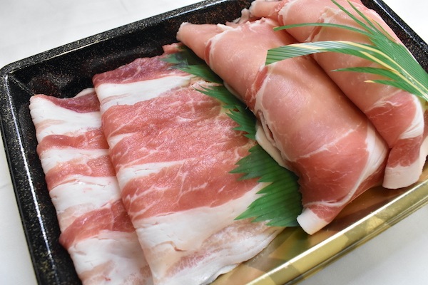 【肉のカジ】美明豚 しゃぶしゃぶ用　４００ｇ（ロース２００ｇばら２００ｇ）