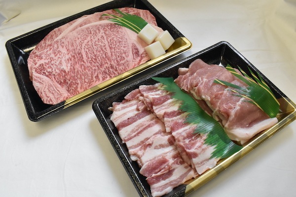 【肉のカジ】ステーキ焼肉セット ●A5ランク●常陸牛サーロイン３００ｇ×３枚＋美明豚６００ｇ（ロース３００ｇばら３００ｇ）