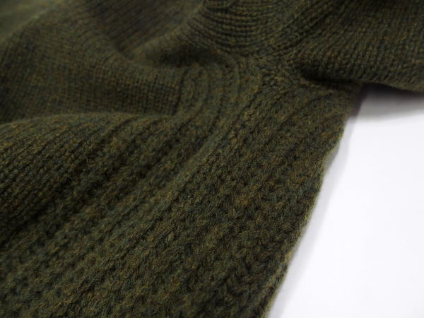 Soglia(ꥢ)[LANDNOAH SWEATER/British Wool-Khaki]