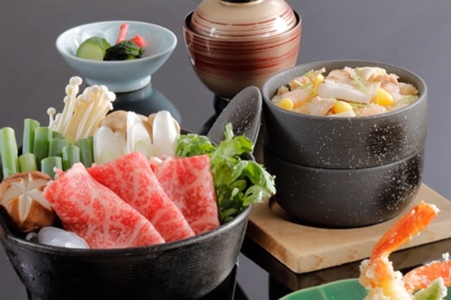 都ホテル 四日市】ペアディナー券