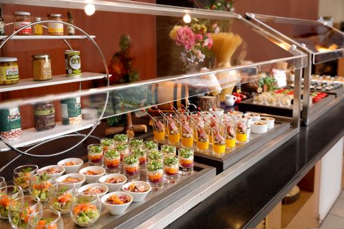 シェラトン都ホテル大阪 ブッフェレストラン トップ オブ ミヤコ ランチブッフェ お食事券