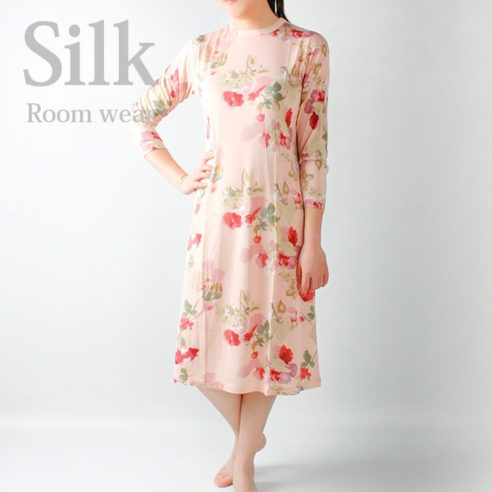 新品 ♡シルクワンピース♡花柄