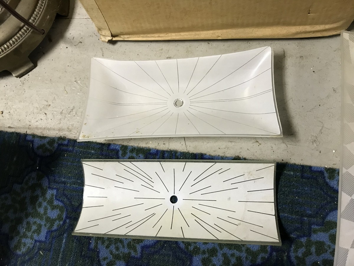 ガラスブラケットランプ