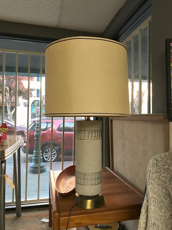 テーブルランプ