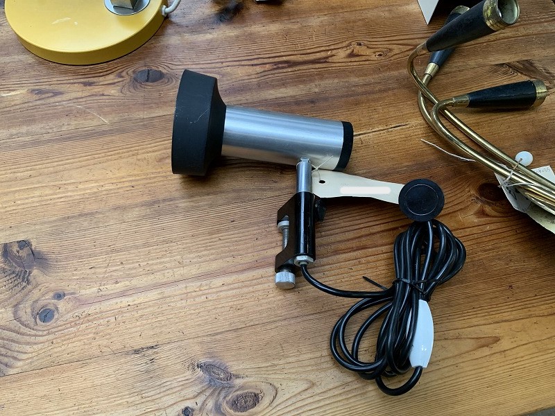 ブラケットランプ