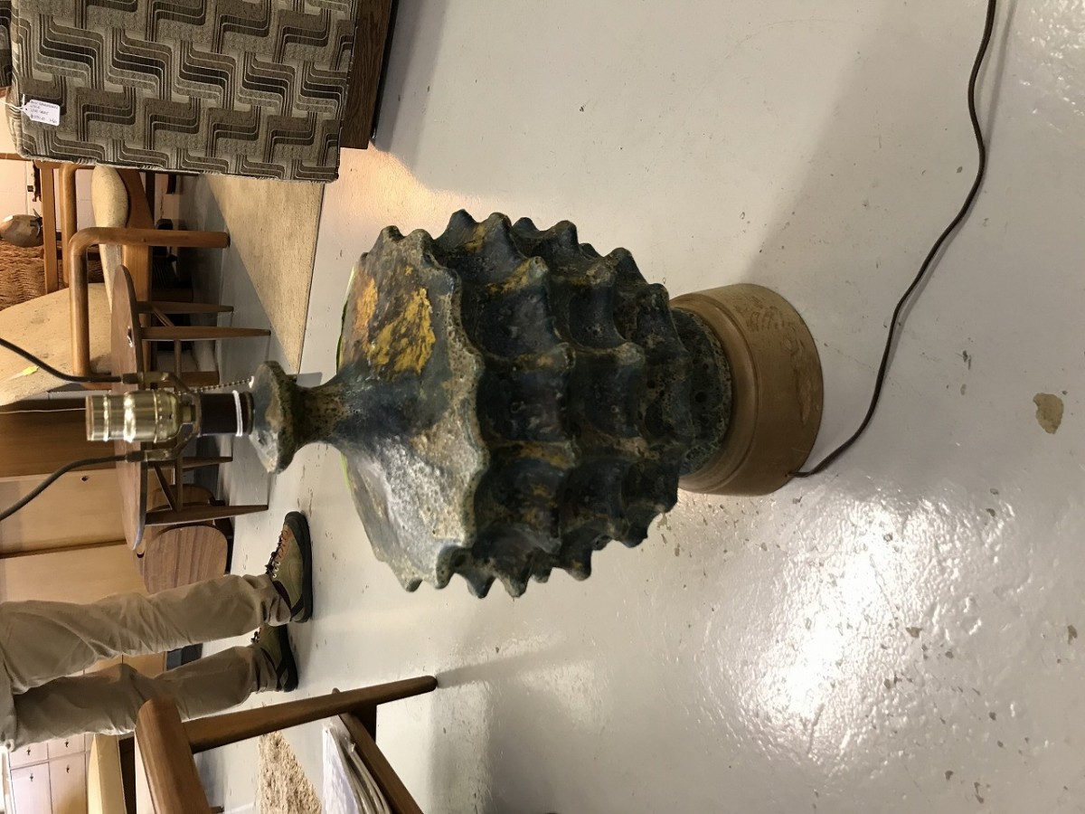 ポタリーベーステーブルランプ