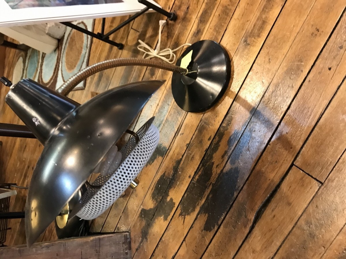 グースネックデスクランプ