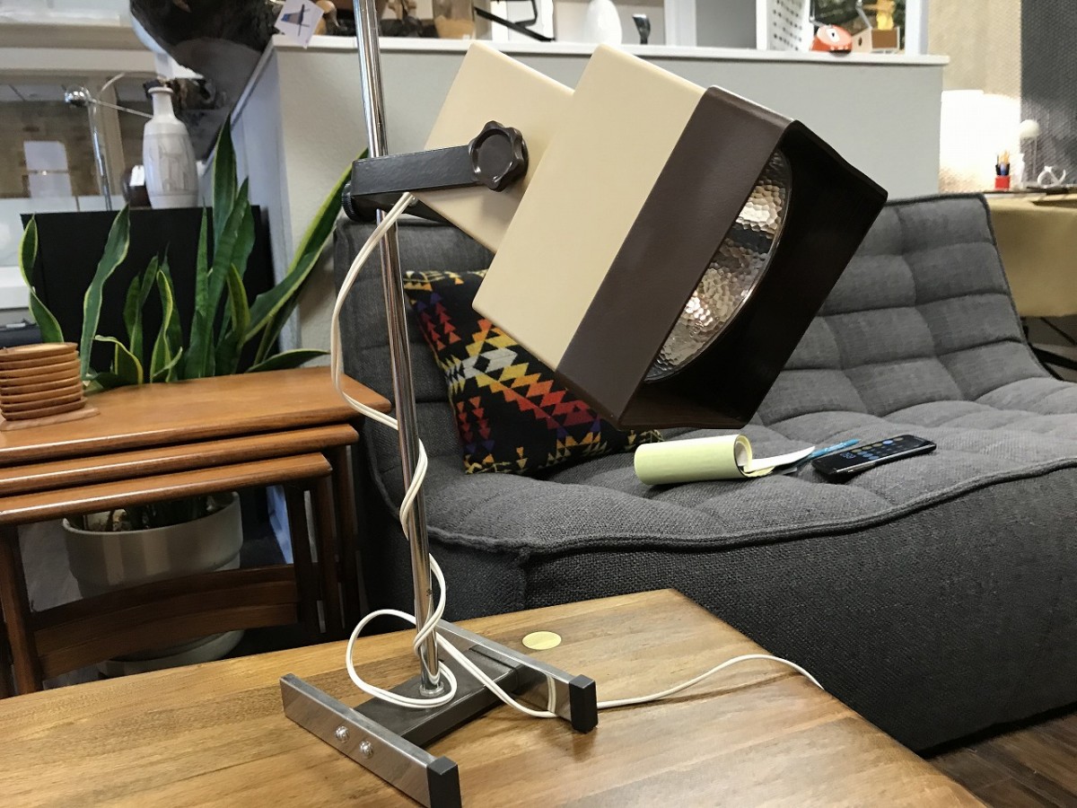 スポットデスクランプ