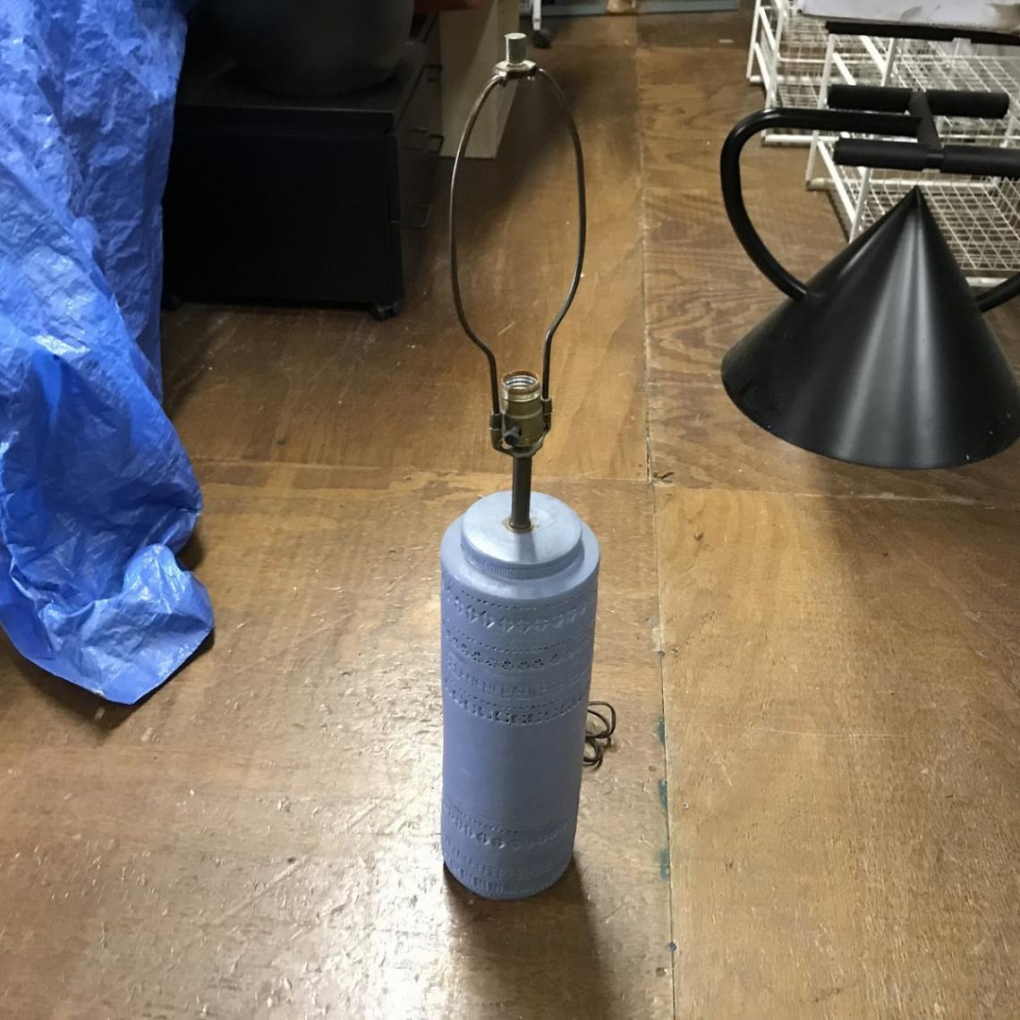 ビトッシ社製テーブルランプ