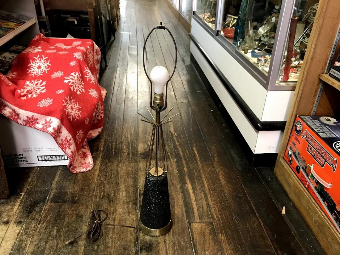 ポタリーベーステーブルランプ