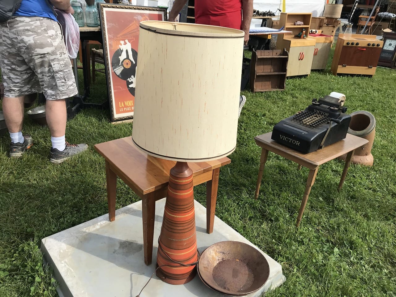 ポタリーベーステーブルランプ