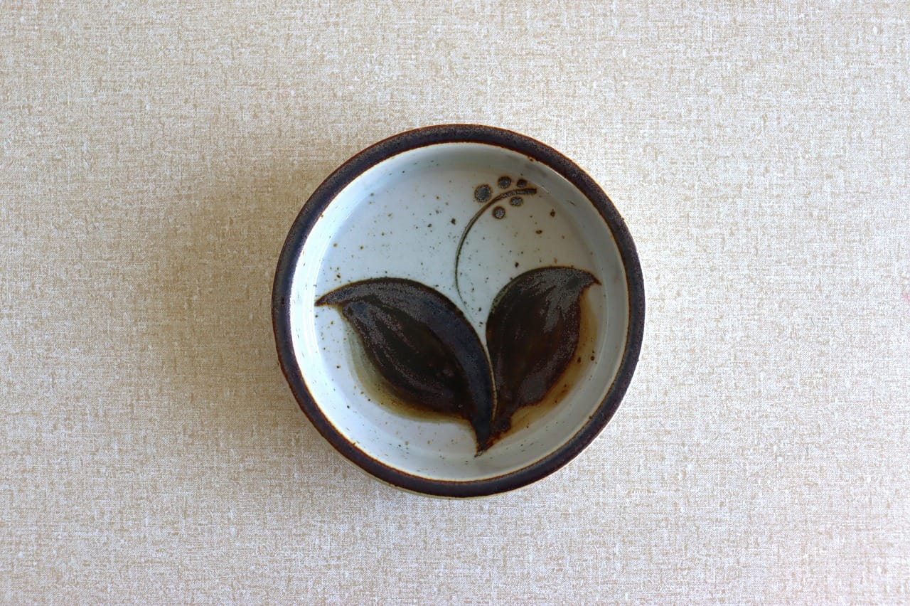 スーホルム製ポタリープレート