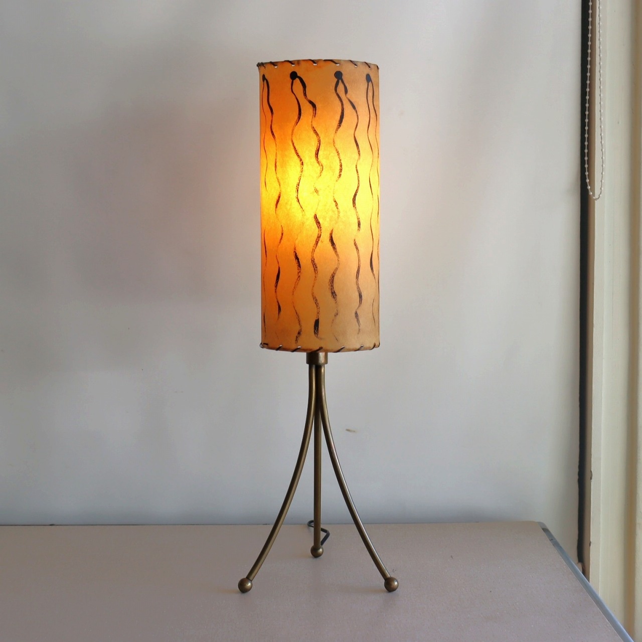 ファイバーシェードテーブルランプ　