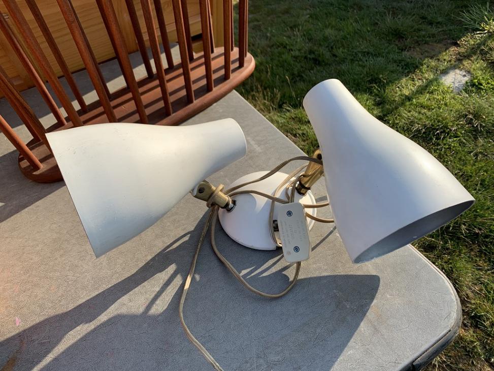 ブラケットランプ