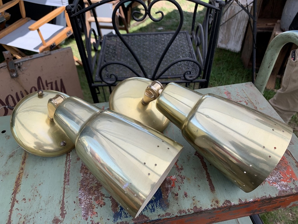 コーンブラケットランプ