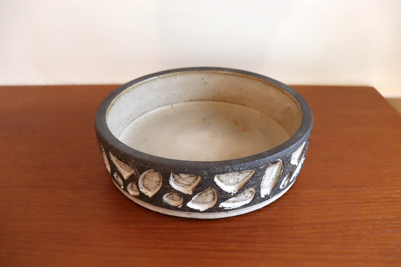 LOVEMOSE社製ポタリープレート