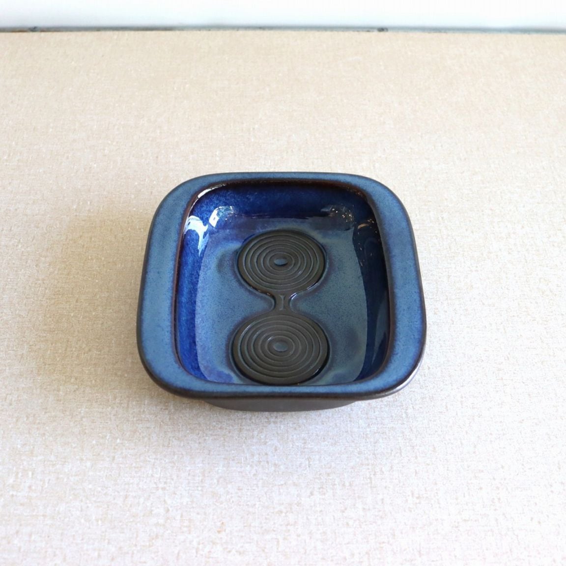 スーホルム社製ポタリートレー