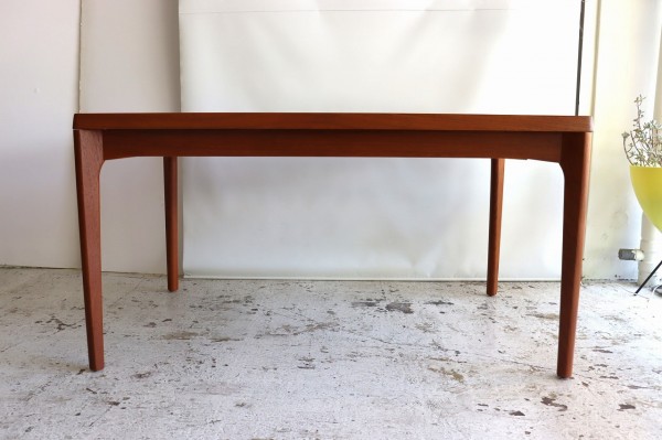 DENAMRK Dining Table デンマーク製ダイニングテーブル | ダイニング