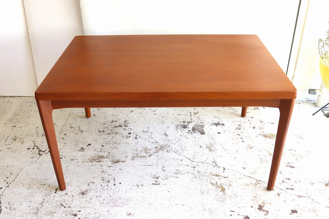 DENAMRK Dining Table デンマーク製ダイニングテーブル