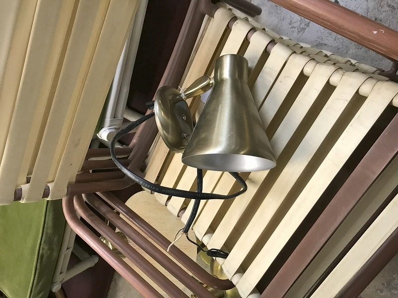 ウォールランプ