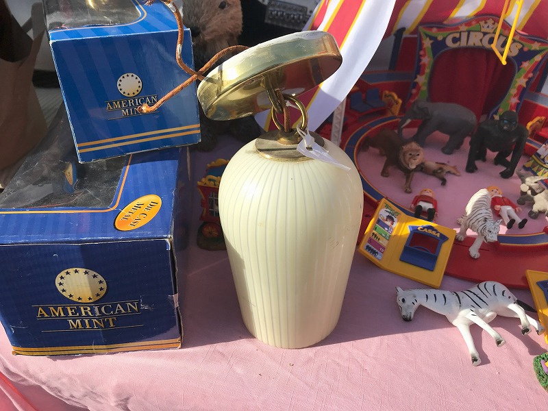 シーリングランプ