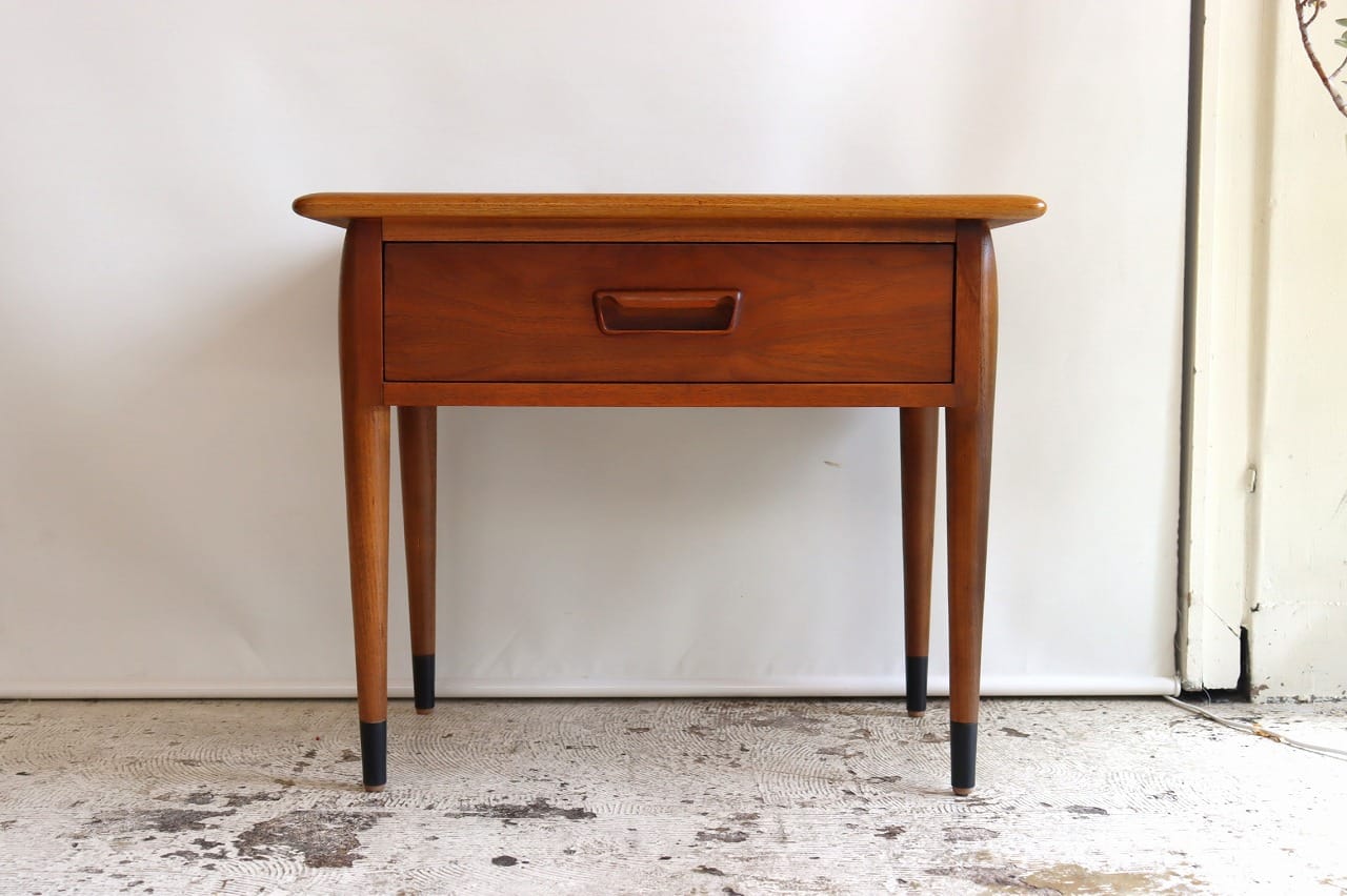 レーン社製アクレイムナイトスタンド