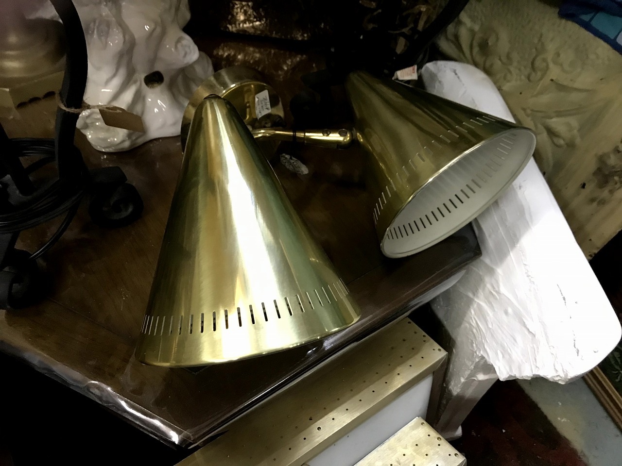 ブラケットランプ