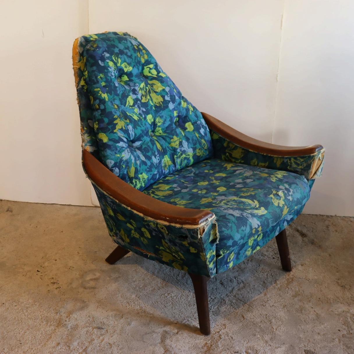 エイドリアン　シングルソファ