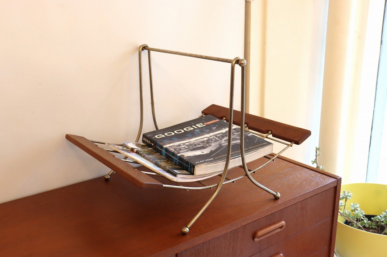 マガジンラック