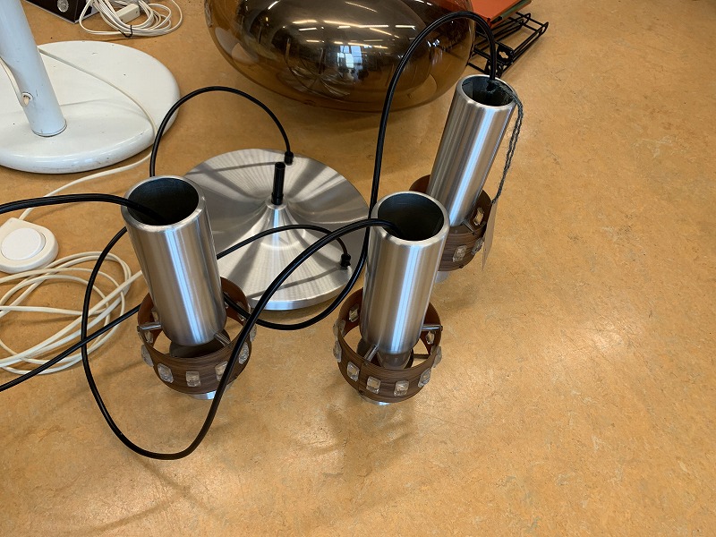 3灯ペンダントランプ