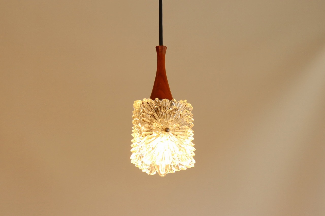 ガラスペンダントランプ