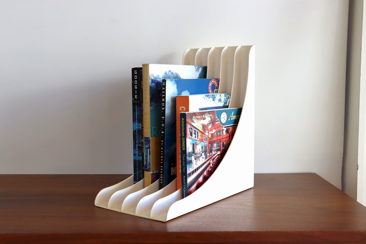 Schweizer Design社製レコードラック