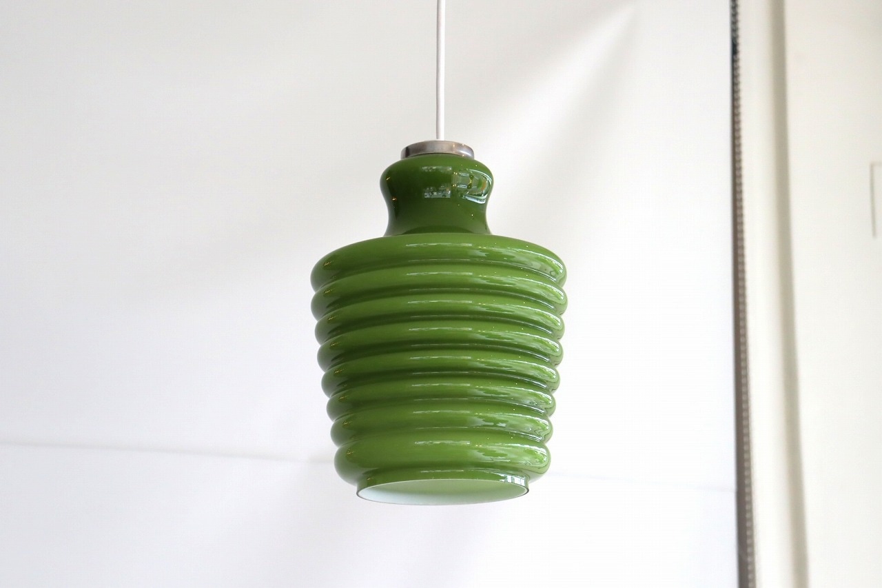 グリーンガラスペンダントランプ