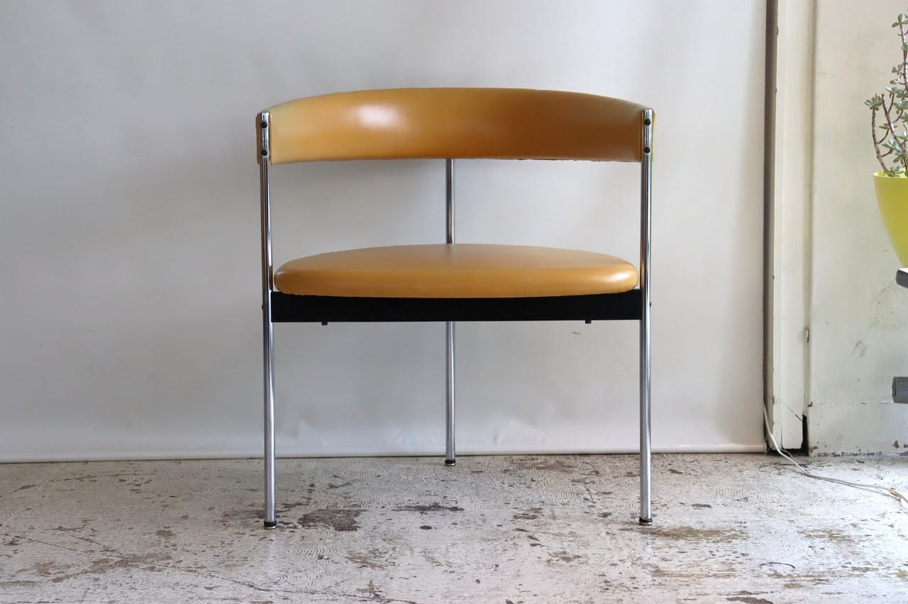 Idealheim社製アームチェア