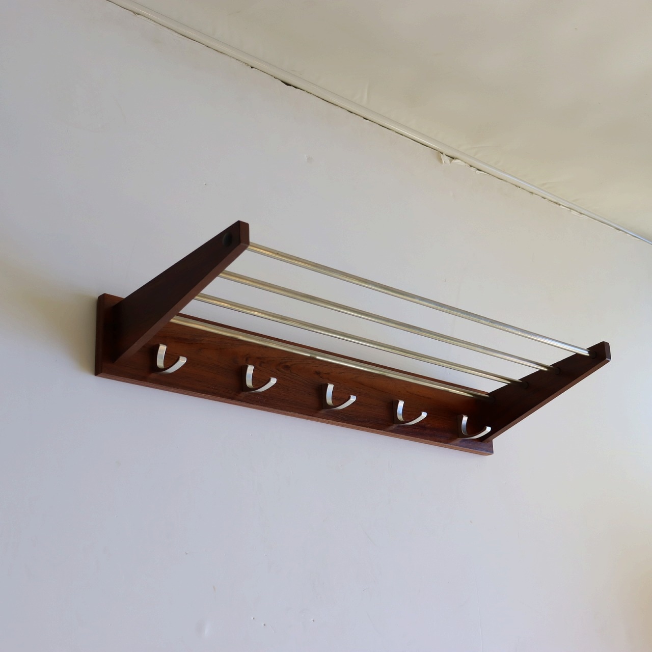 INTERIOR,ハンガー | パームスプリングス | ミッドセンチュリーの