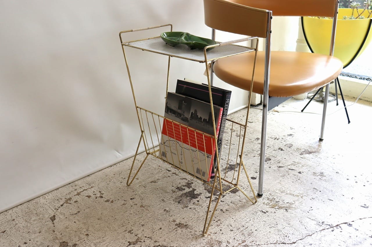 マガジンラックテーブル