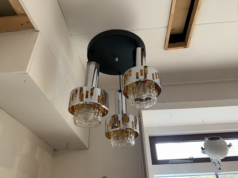 3灯シャンデリア