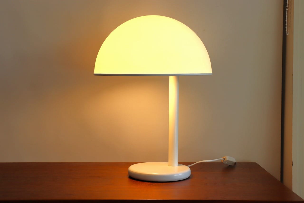 ダイクストラ・ランペン社製テーブルランプ