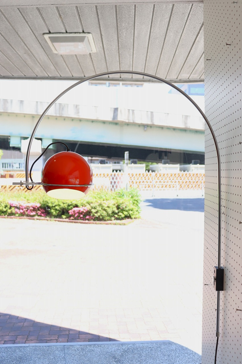 GEPO社製アーチウォールランプ