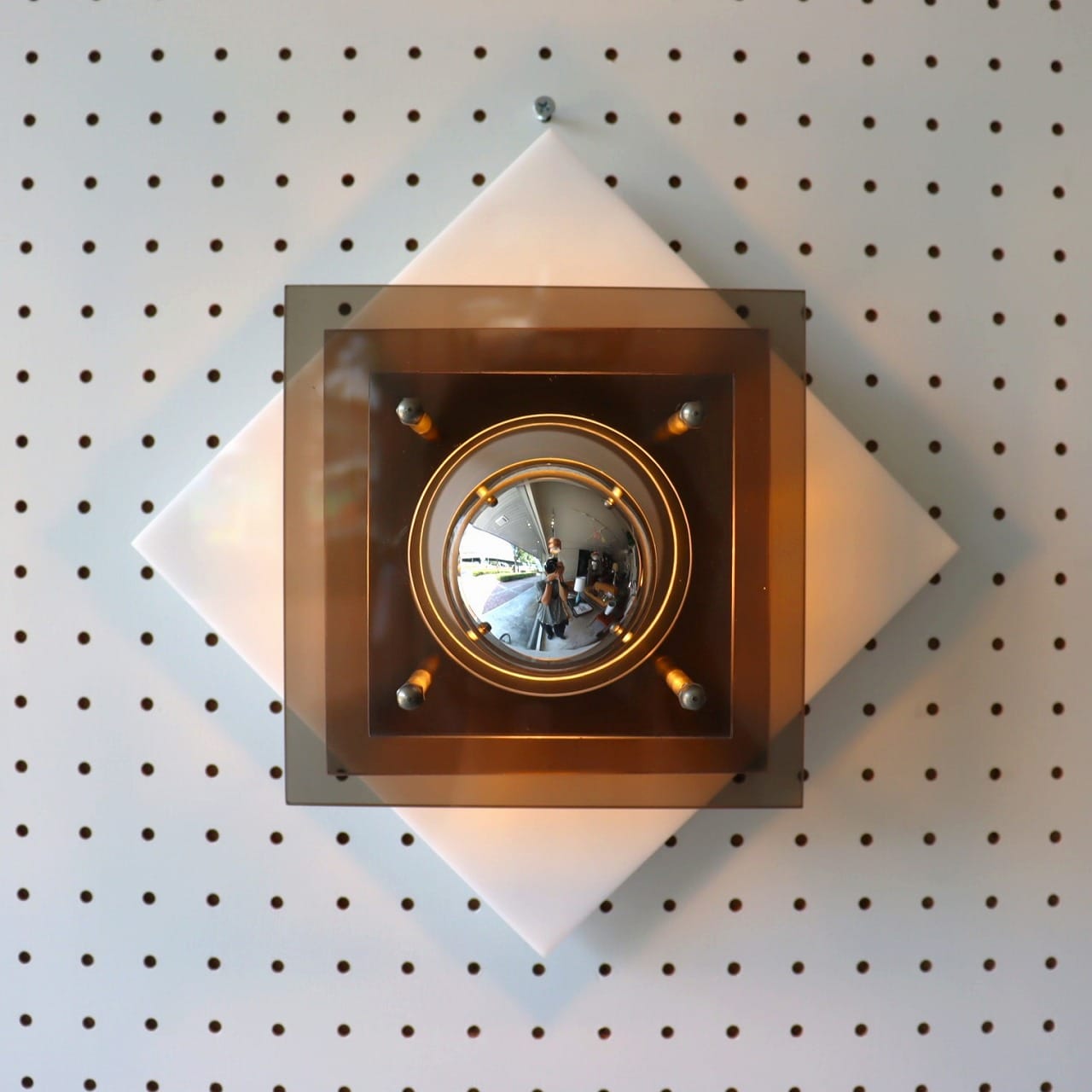 ウォールランプ