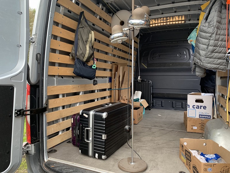 3灯フロアランプ