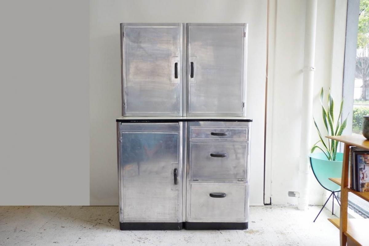 アルミカップボード