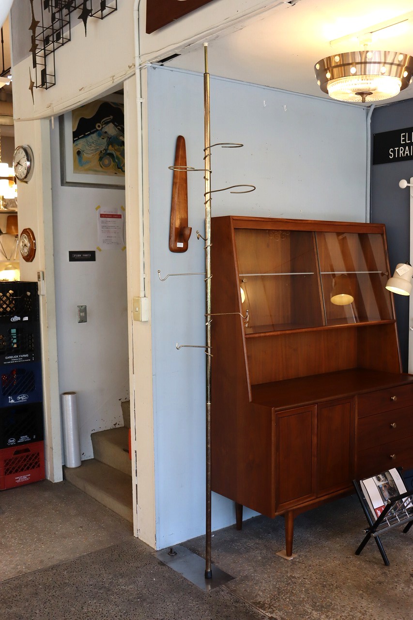 ポールハンガー