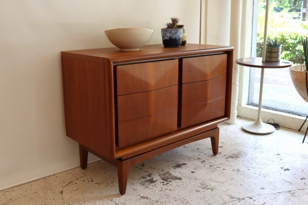 【専用出品】ユナイテッド社製ビンテージサイドボード ユナイテッド社製サイドボード | FURNITURE | パームスプリングス
