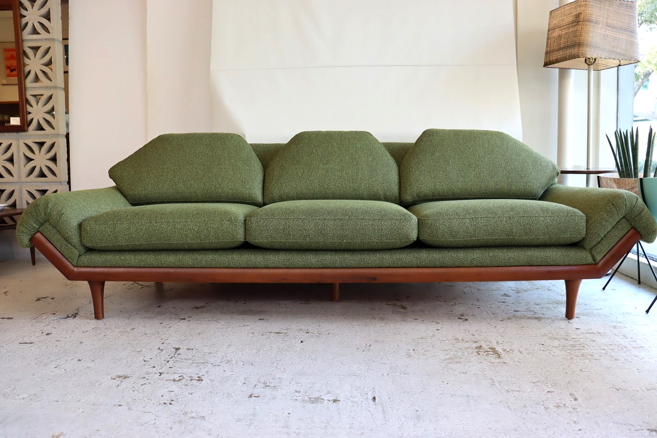 Flexsteel社製サンダーバードソファ